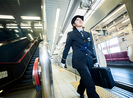 鉄道統括部運輸部運輸所指導乗務係 瀨戸 かほり