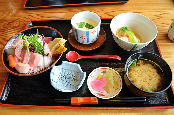 八しま鉄火丼