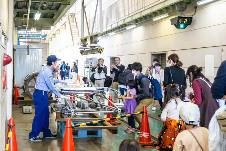 車両基地見学