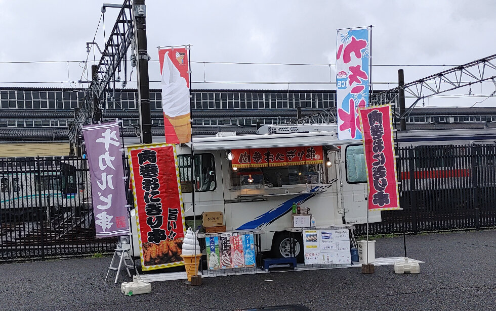 シルクロード　キッチンカー外観.jpg